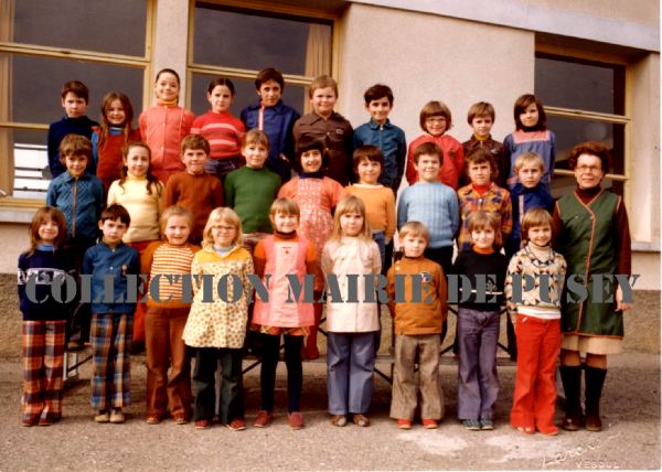 Année scolaire 1974/75 classe de Me Pinondel